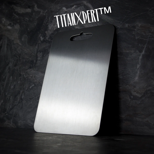 TitanXpert™ - Schneidebrett aus Titan